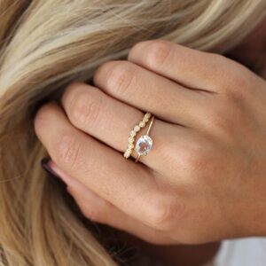 14kt Gold Ring with Green Amethyst. Size 7